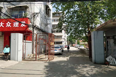 明诚园小区南组团3室2厅1卫90㎡