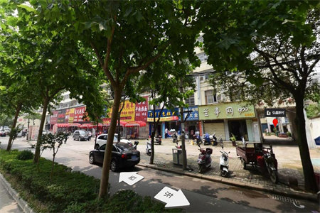 金汇街住宅三室两厅一卫精装出售带储藏室